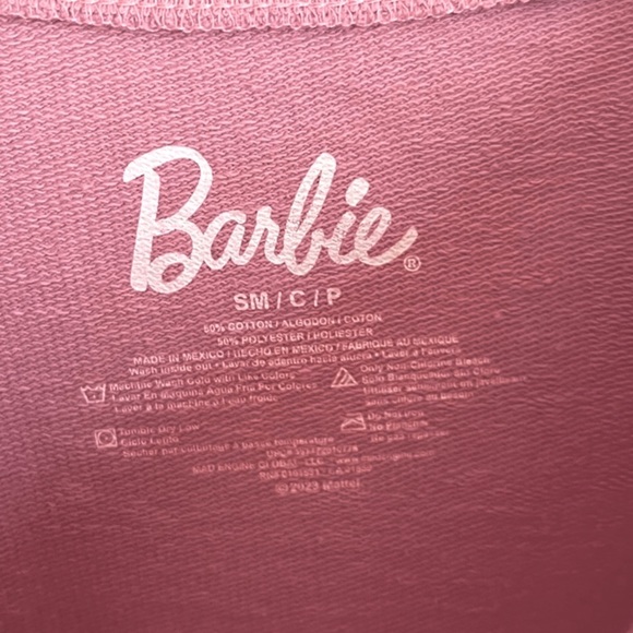 BARBIE - Trendy! Comfy Barbie Malibu Pink Sweatshirt Long Sleeve Women Sz Small - Picture 3 of 6